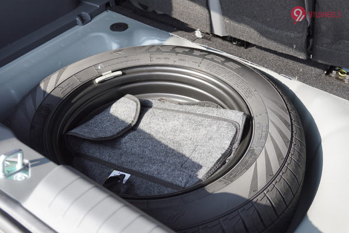 KIA Syros Under Boot/Spare Wheel