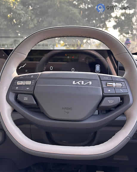 Syros Steering Wheel