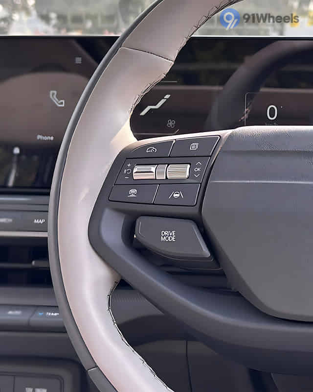 Syros Left Steering Mounted Controls