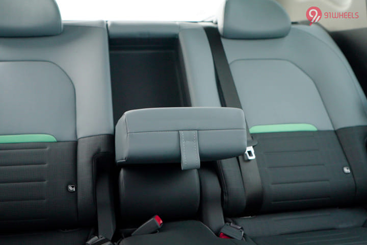 KIA Syros Rear Row Centre Arm Rest