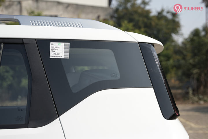 KIA Syros Rear Quarter Glass