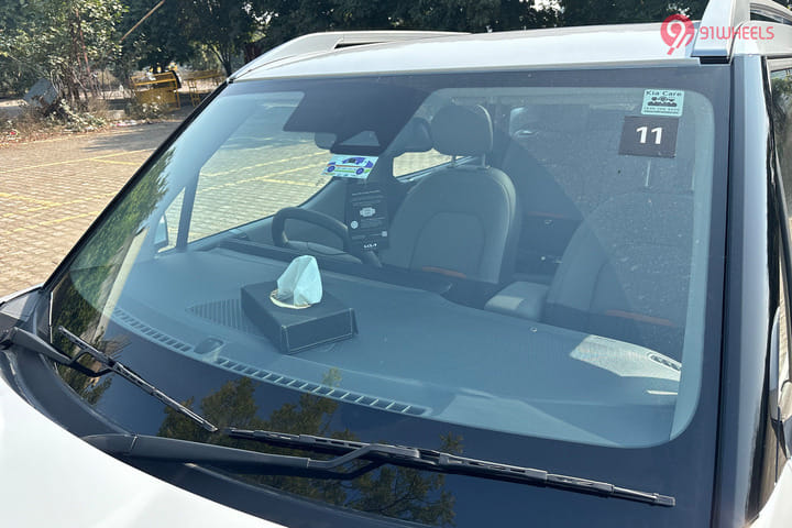 KIA Syros Front Windshield/Windscreen