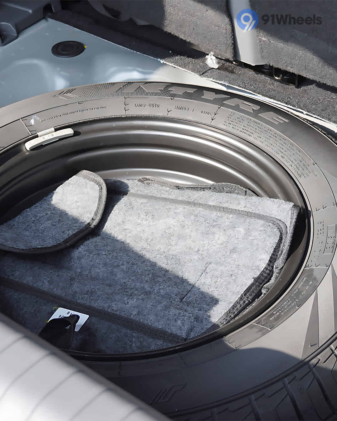 Under Boot / Spare Wheel