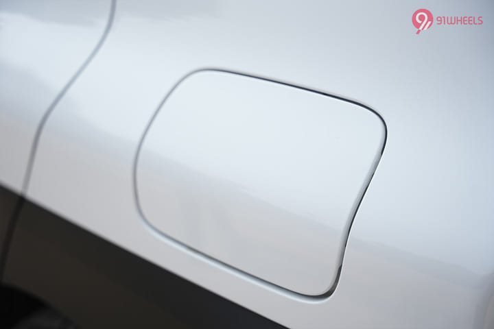 KIA Syros Closed Fuel Lid