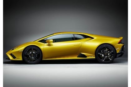 Lamborghini Huracan EVO 2014-2025 Left Side View Lamborghini Huracan EVO 2014-2025 Left Side View