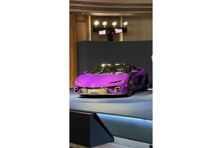 Lamborghini Temerario Front Windshield/Windscreen