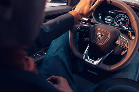 Lamborghini Urus S Steering Wheel