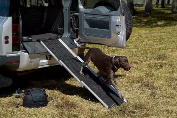 Land Rover Defender Open Boot/Trunk