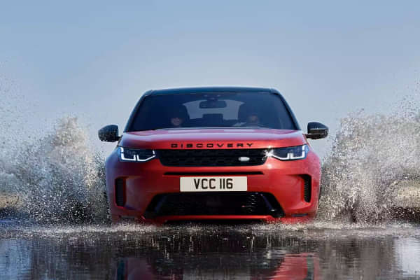 Land Rover Discovery Sport Front View