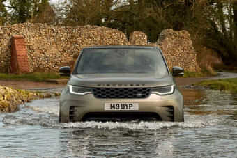 Land Rover Discovery Front View Land Rover Discovery Front View