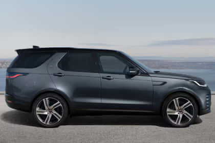 Land Rover Discovery Right Side View Land Rover Discovery Right Side View