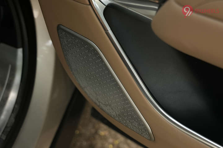 Land Rover Range Rover Rear Speakers