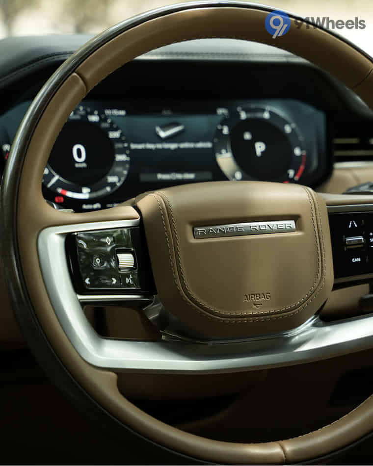 Dashboard & Front Cabin - 4