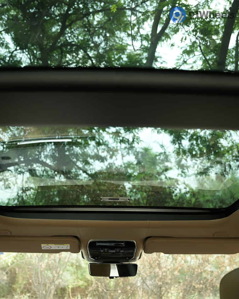 Seats & Cabin Comfort - 5