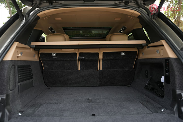 Land Rover Range Rover Bootspace