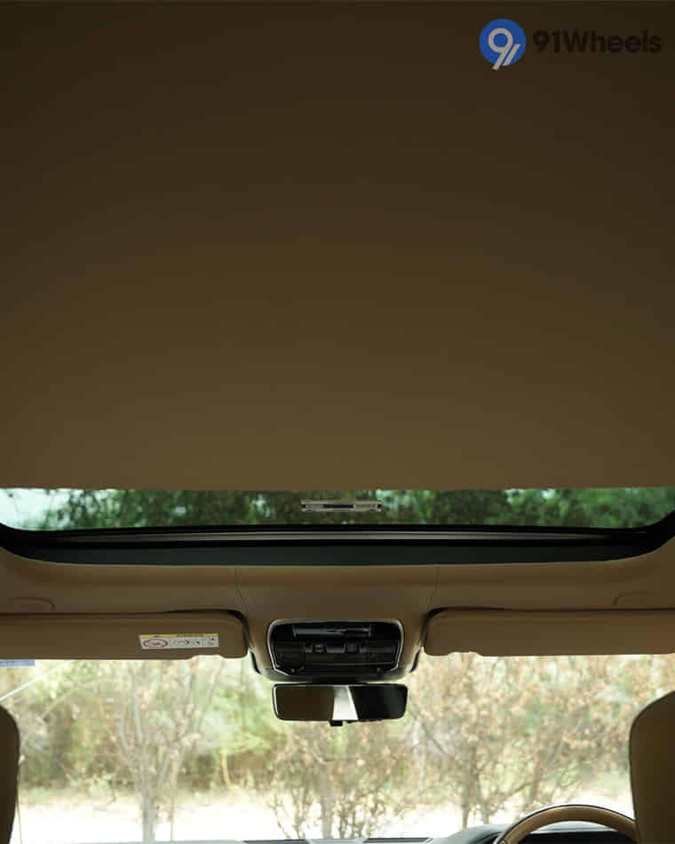 Seats & Cabin Comfort - 6