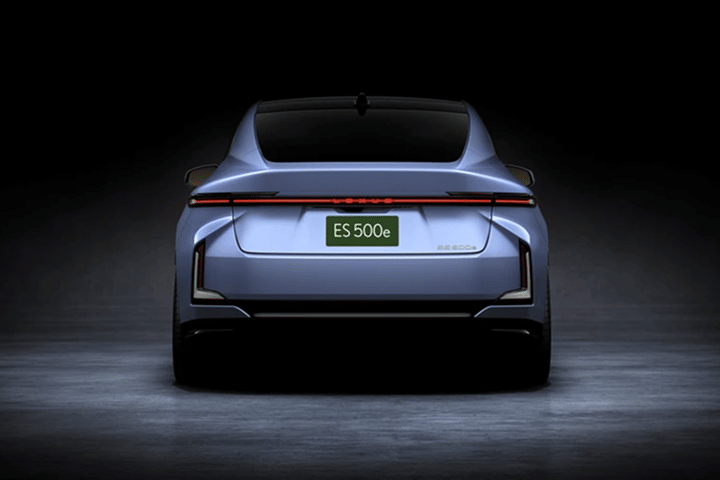 Lexus ES image