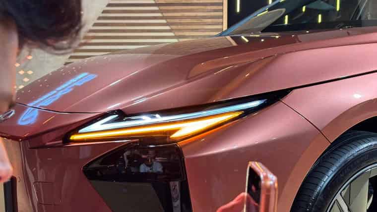 Headlights & Tail-lights - 6