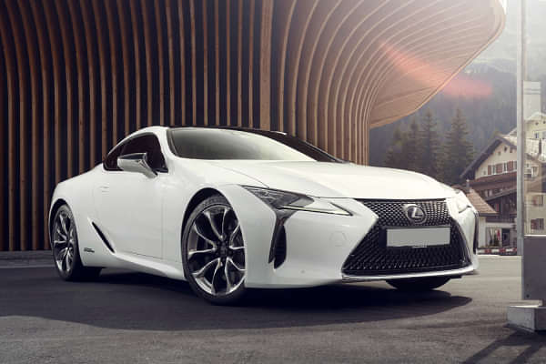 Lexus LC 500h Right Front Three Quarter