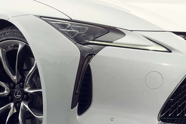 Lexus LC 500h Headlight