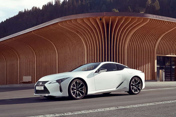 Lexus LC 500h Left Front Three Quarter