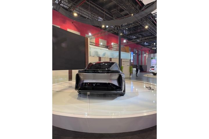 Lexus LF-ZC Rear View Lexus LF-ZC Rear View