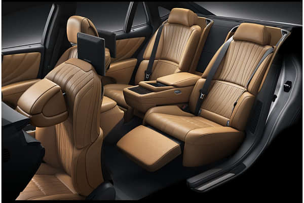 Lexus LS 500h Rear Seats