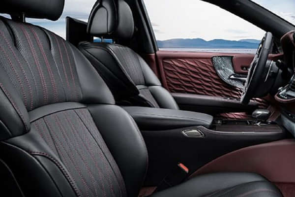 Lexus LS 500h Front Row Seats