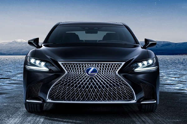 Lexus LS 500h Front View