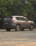 Right Rear Three Quarter