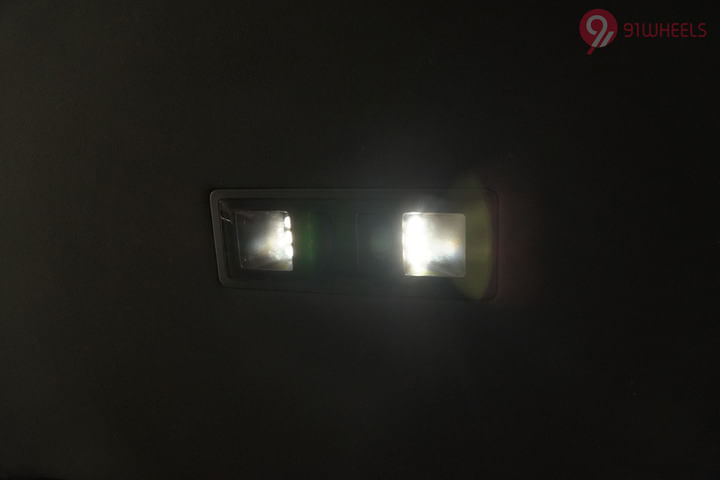 Lexus LX Rear Row Roof Mounted Cabin Lamps