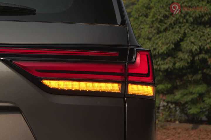 Lexus LX Rear Signal/Blinker Light