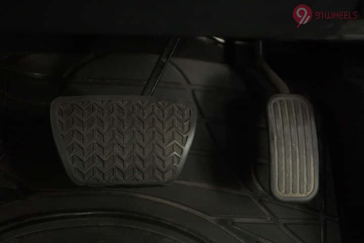 Lexus LX Pedals/Foot Controls