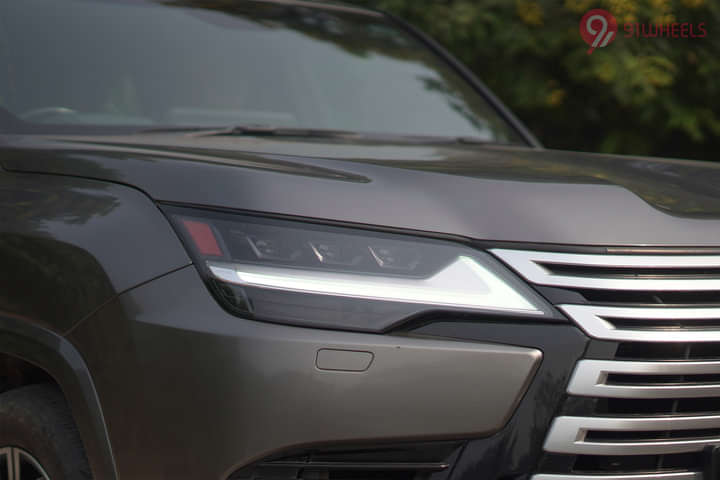 Lexus LX Headlight