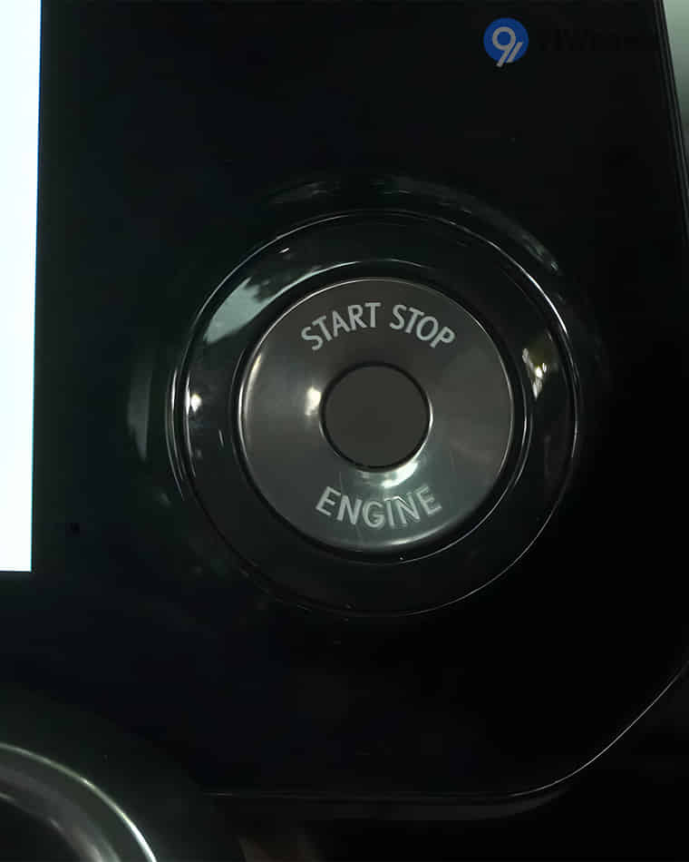 Dashboard & Front Cabin - 7 Dashboard & Front Cabin - 7