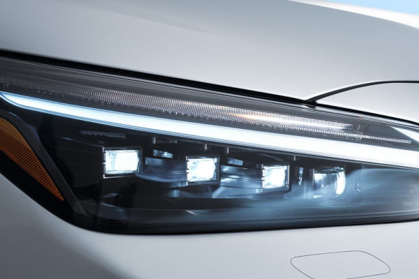 Lexus NX 350h Headlight