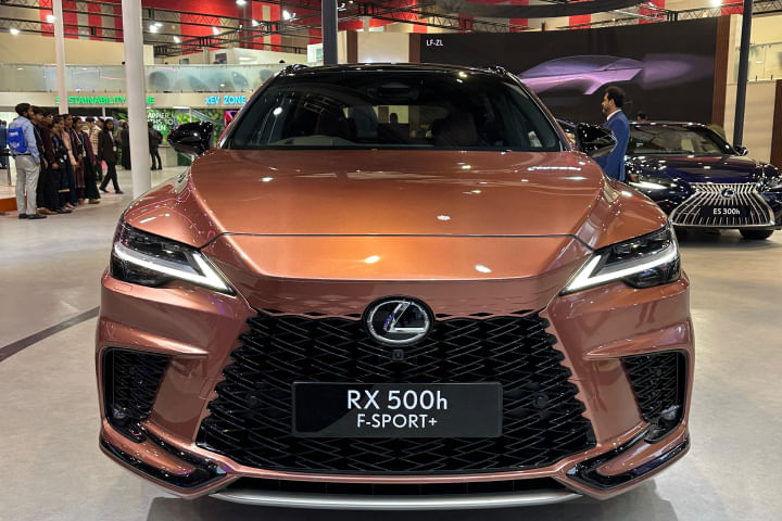 Lexus RX Front View