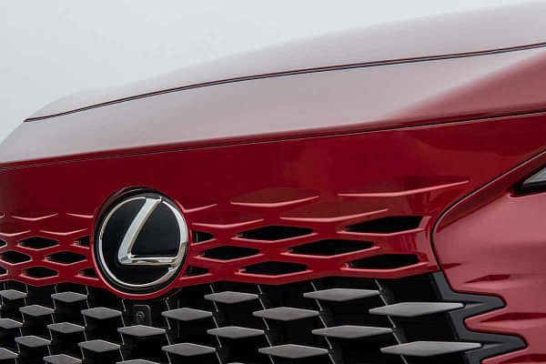 Lexus RX Grille