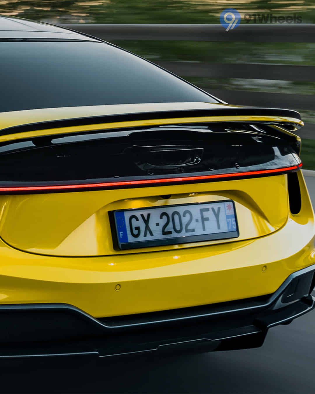 Rear Spoiler Rear Spoiler