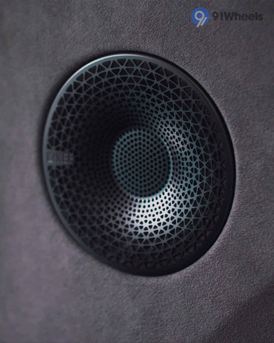 Front Speakers Front Speakers