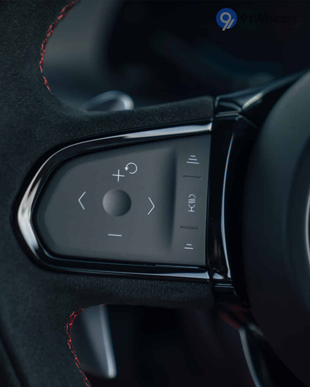 Left Steering Mounted Controls