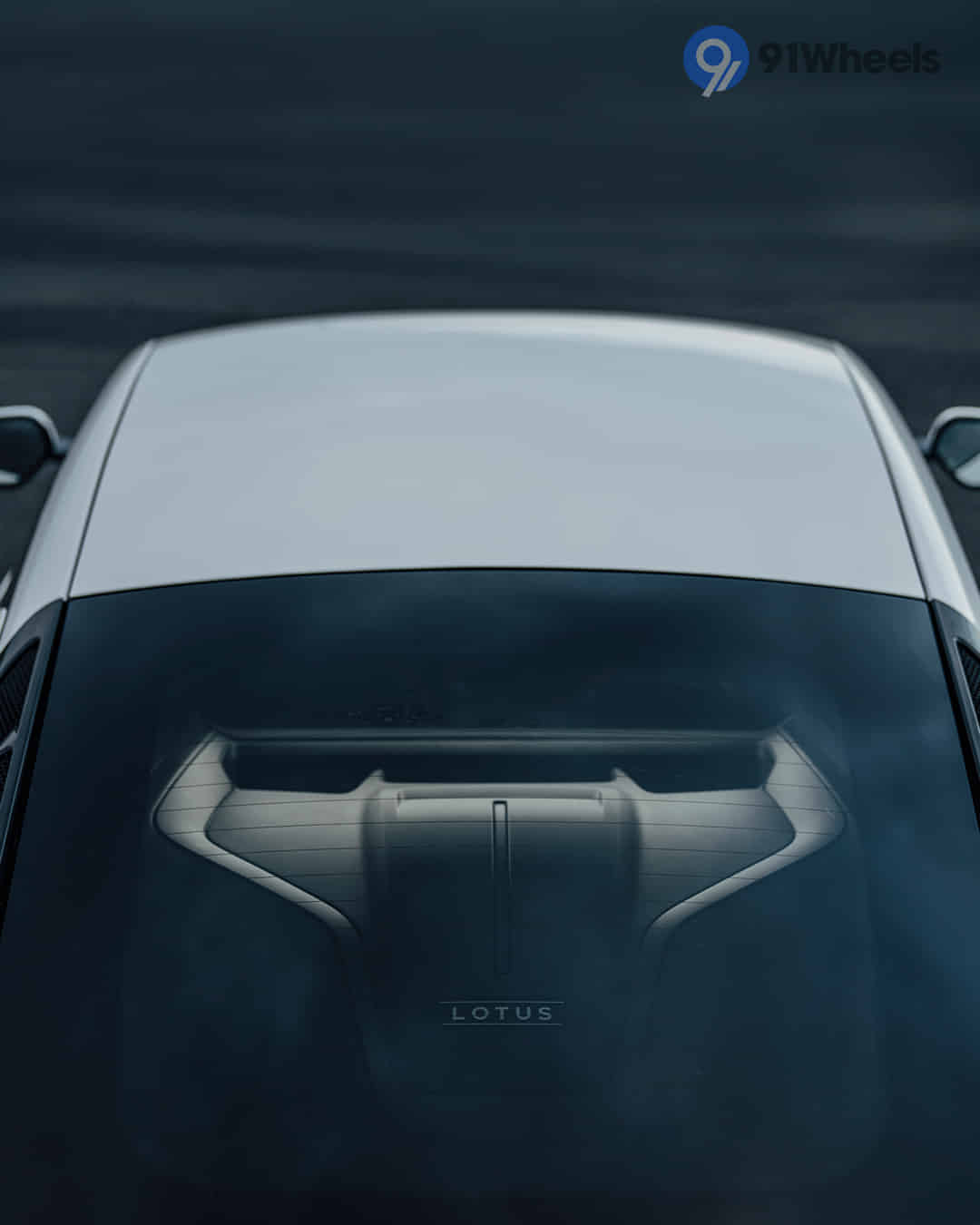 Front Centre Arm Rest