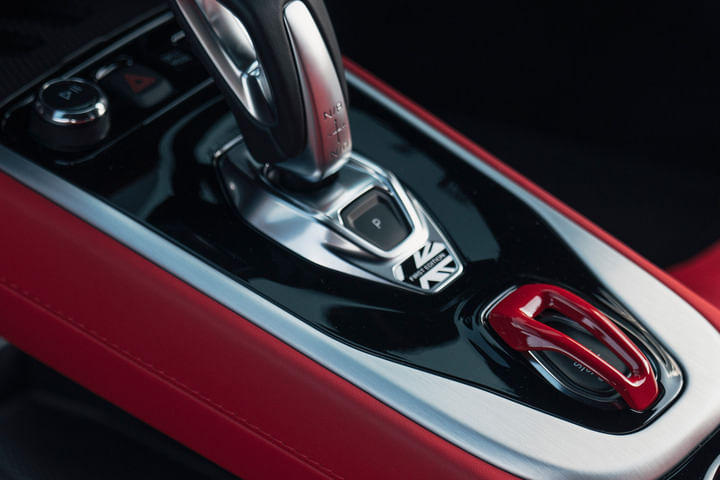 Lotus Emira Gear Shifter/Gear Shifter Stalk