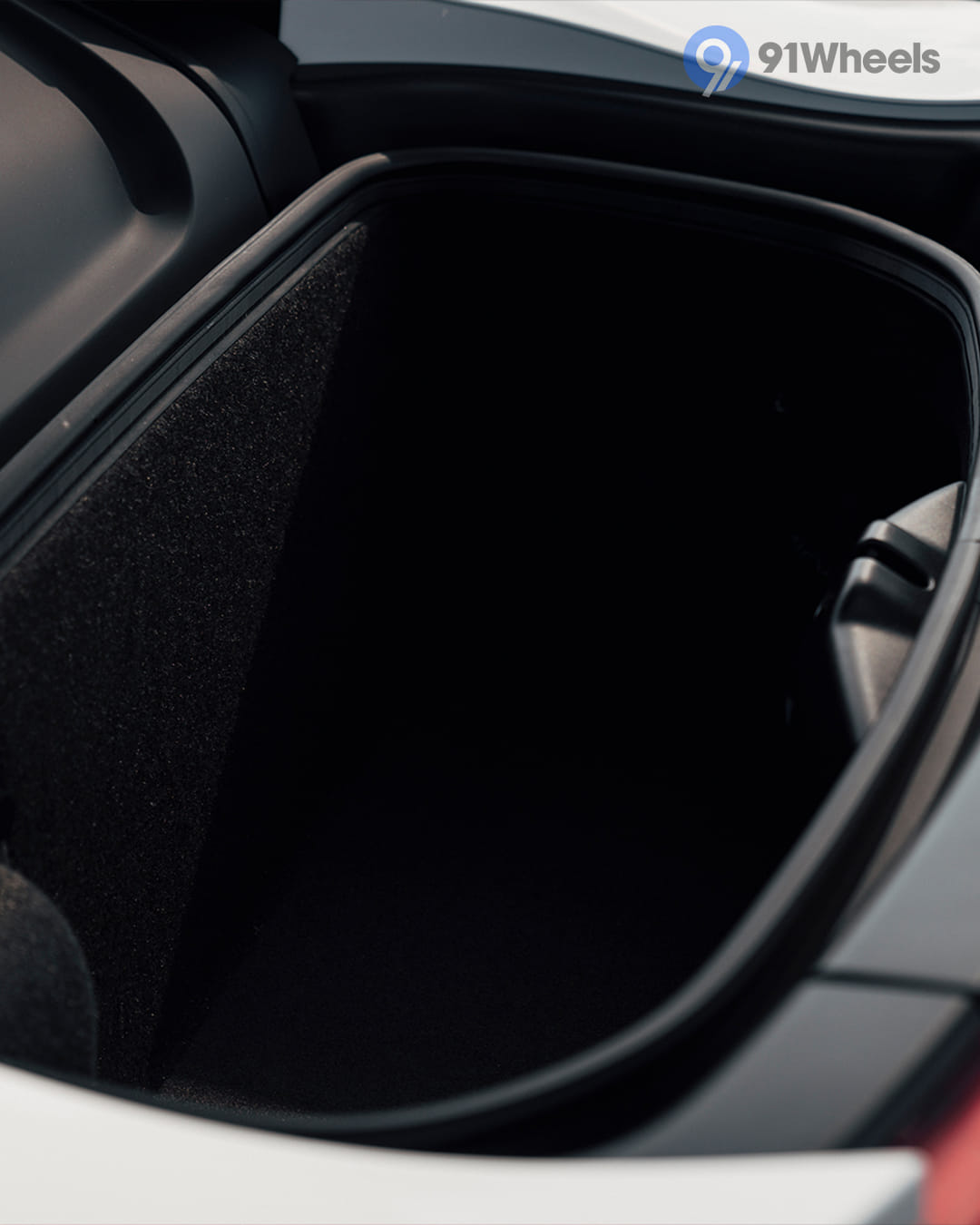 Bootspace & Utility - 1