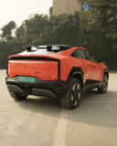 Right Rear Three Quarter