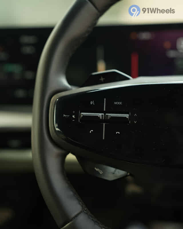 BE 6 Left Steering Mounted Controls
