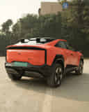 Right Rear Three Quarter