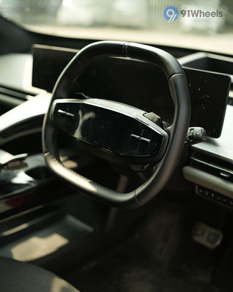 BE 6 Steering Wheel