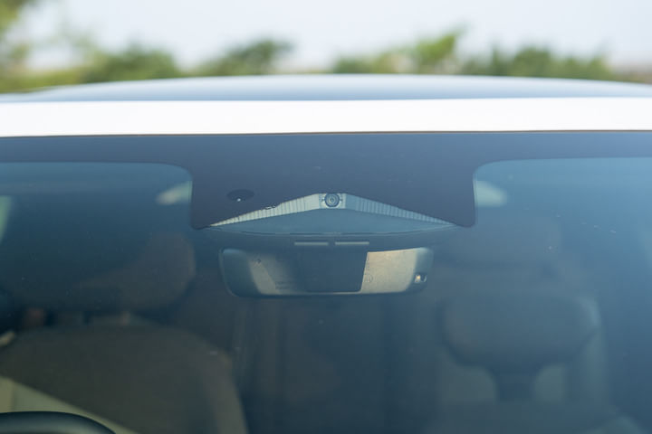 Mahindra BE 6 Front Windshield/Windscreen