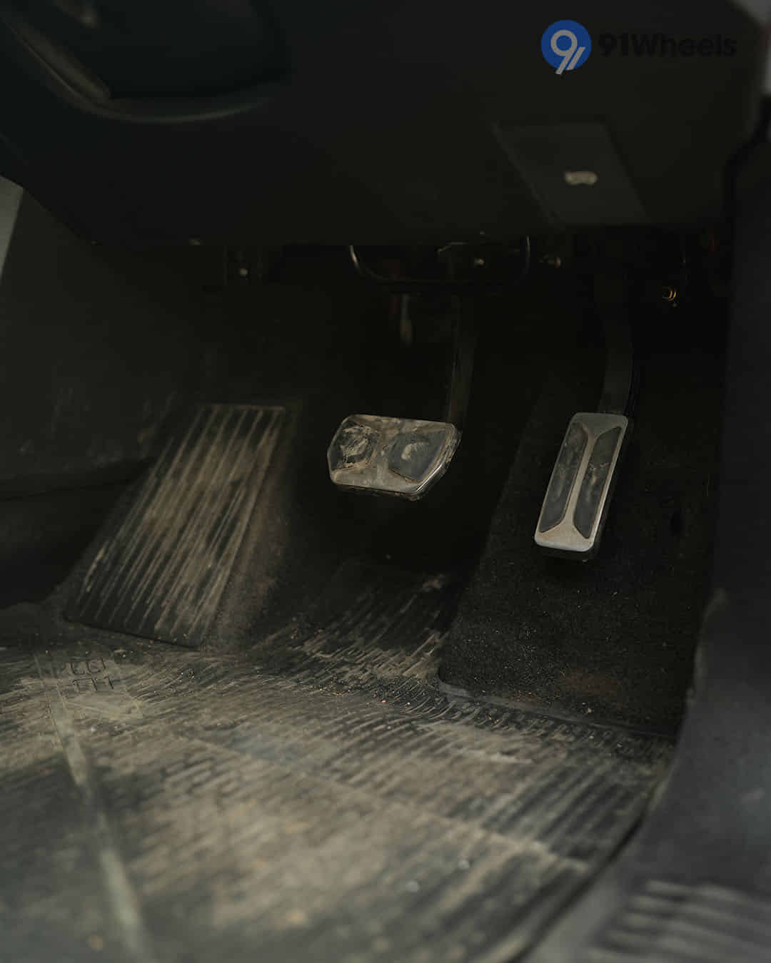 Pedals / Foot Controls